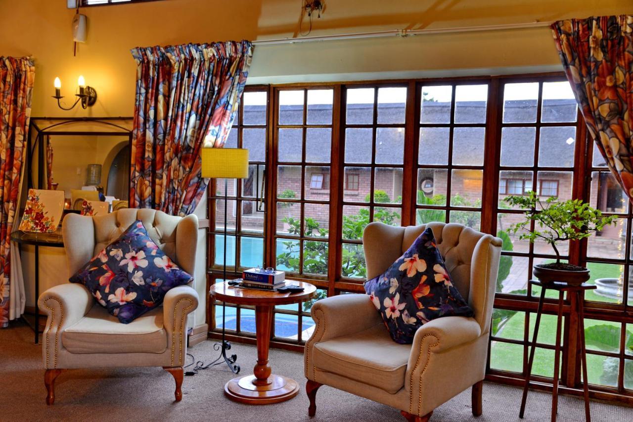 Owls Loft Guest House ミッドラント エクステリア 写真